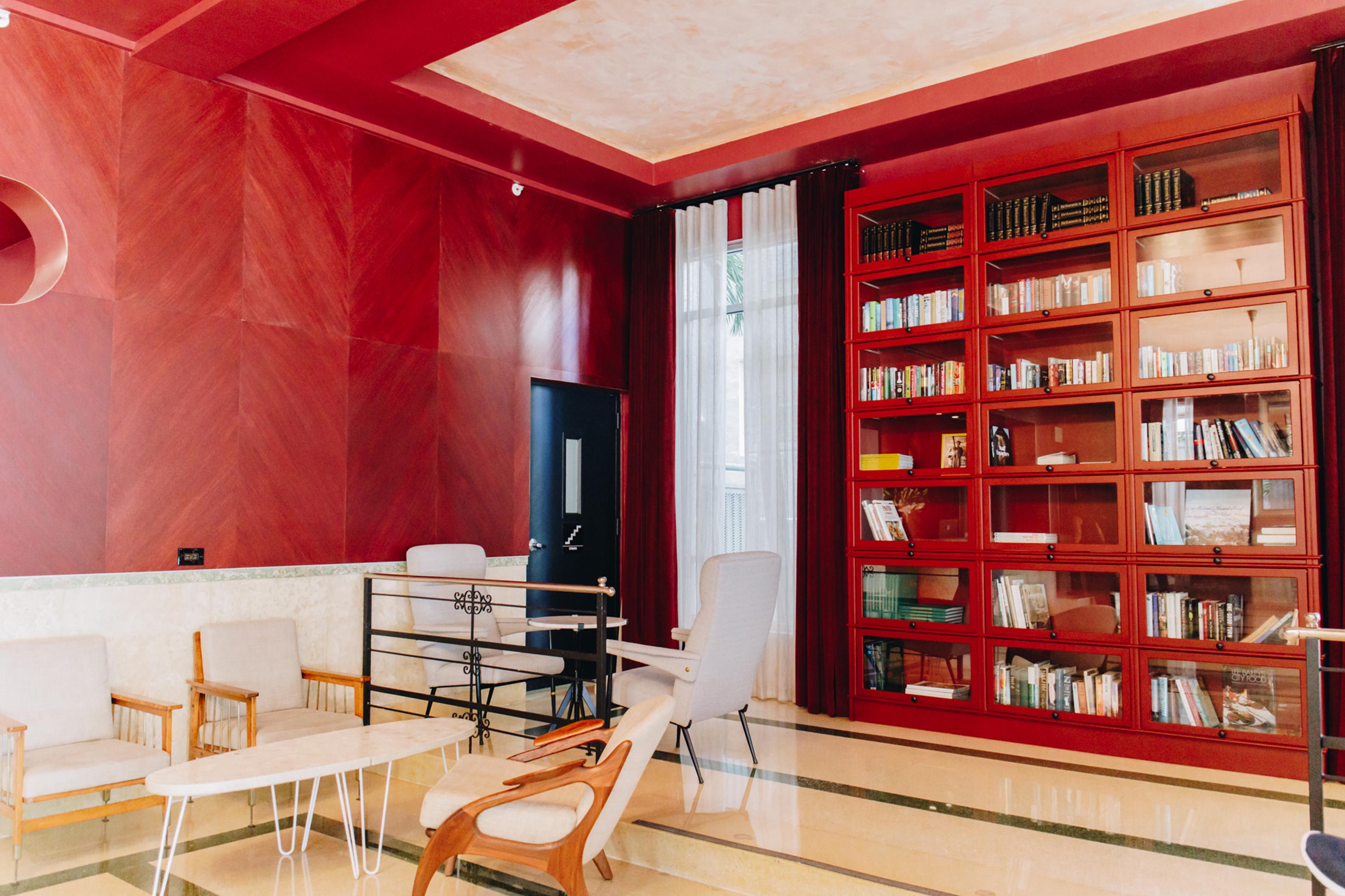 Crest Hotel Suites Маями Бийч Екстериор снимка