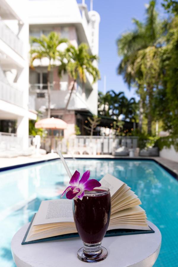 Crest Hotel Suites Маями Бийч Екстериор снимка